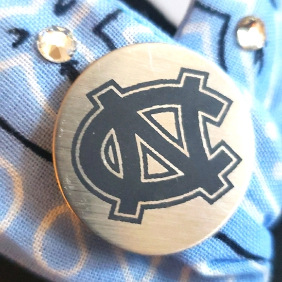 "UNC" NEW Bella K SADIE Bandana Carolina Blue Flip Flops - Picture 5 of 5
